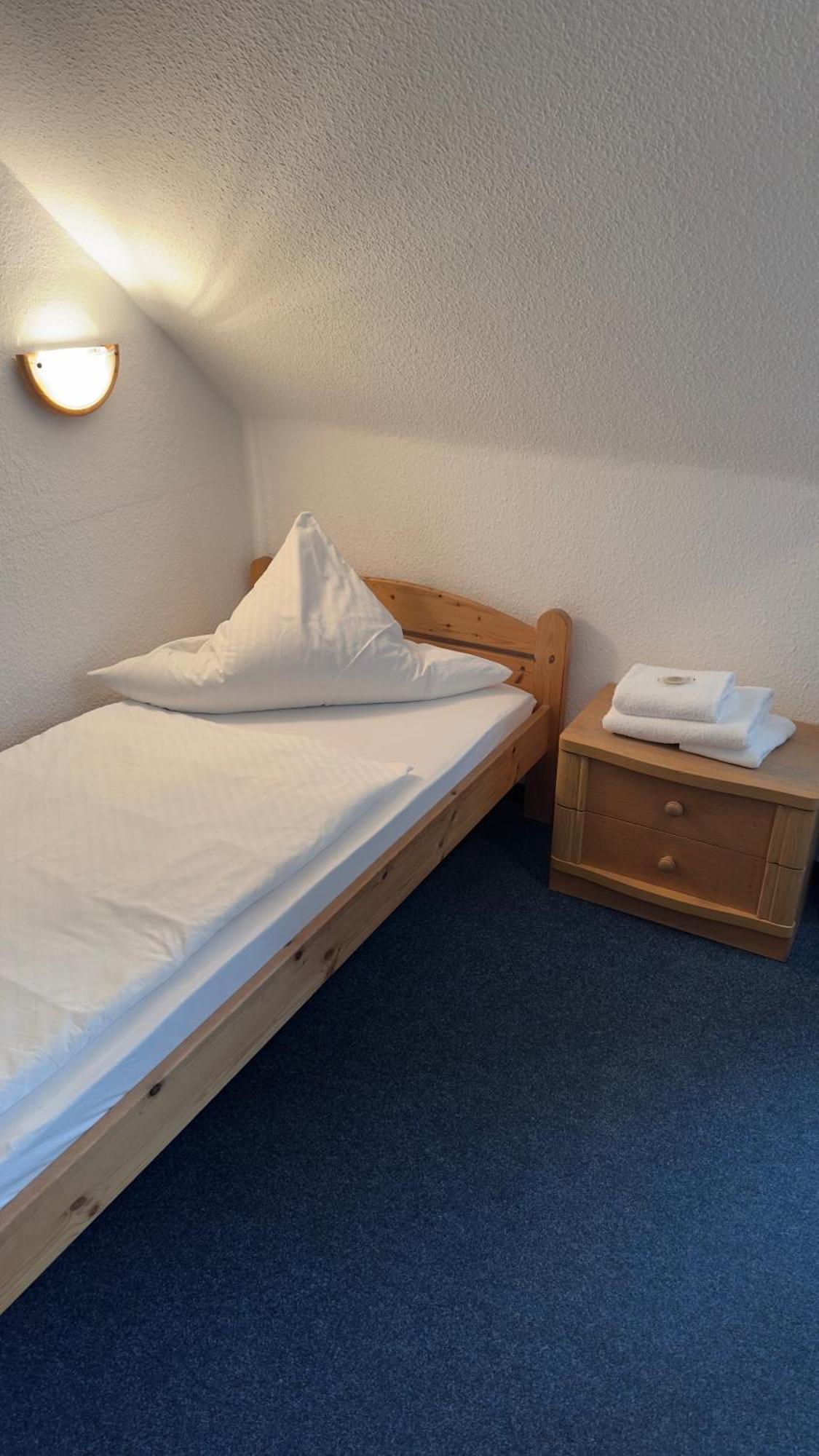 Aal-Kate Hotel Wuppertal Bagian luar foto