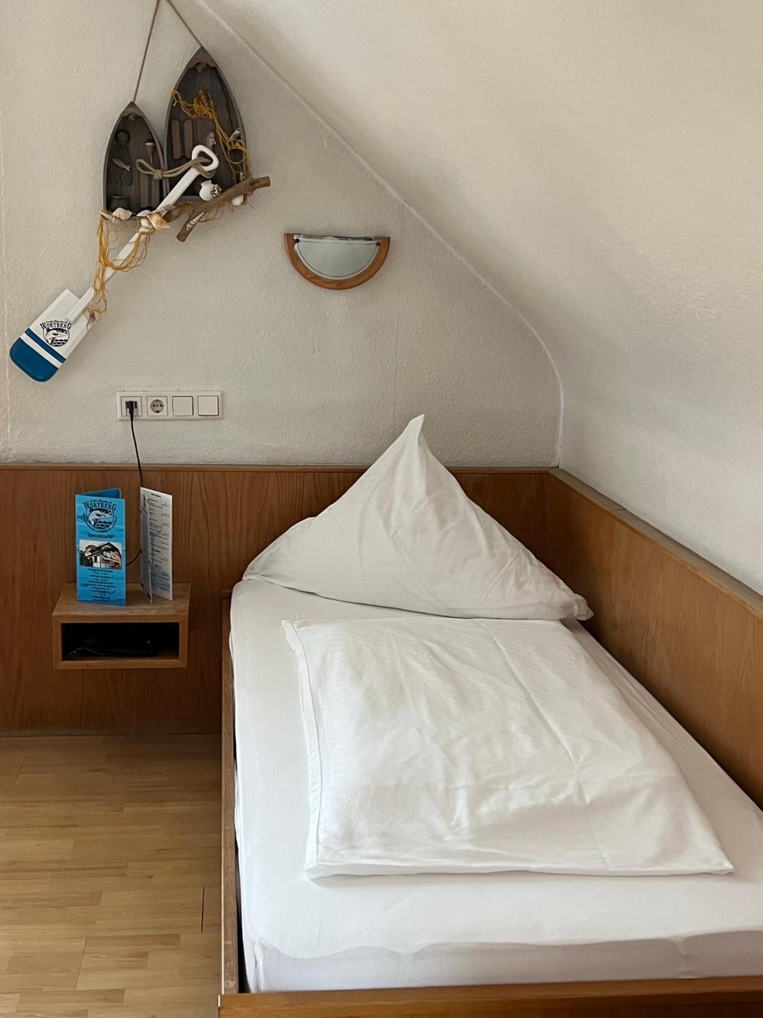 Aal-Kate Hotel Wuppertal Bagian luar foto