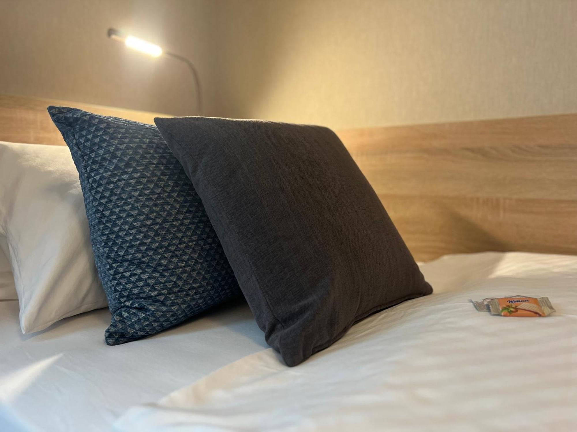 Aal-Kate Hotel Wuppertal Bagian luar foto